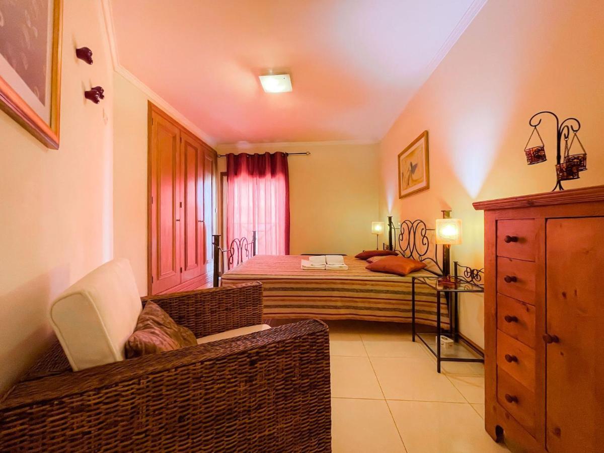Apartment Old Town Center Albufeira Walk To Beach Extérieur photo